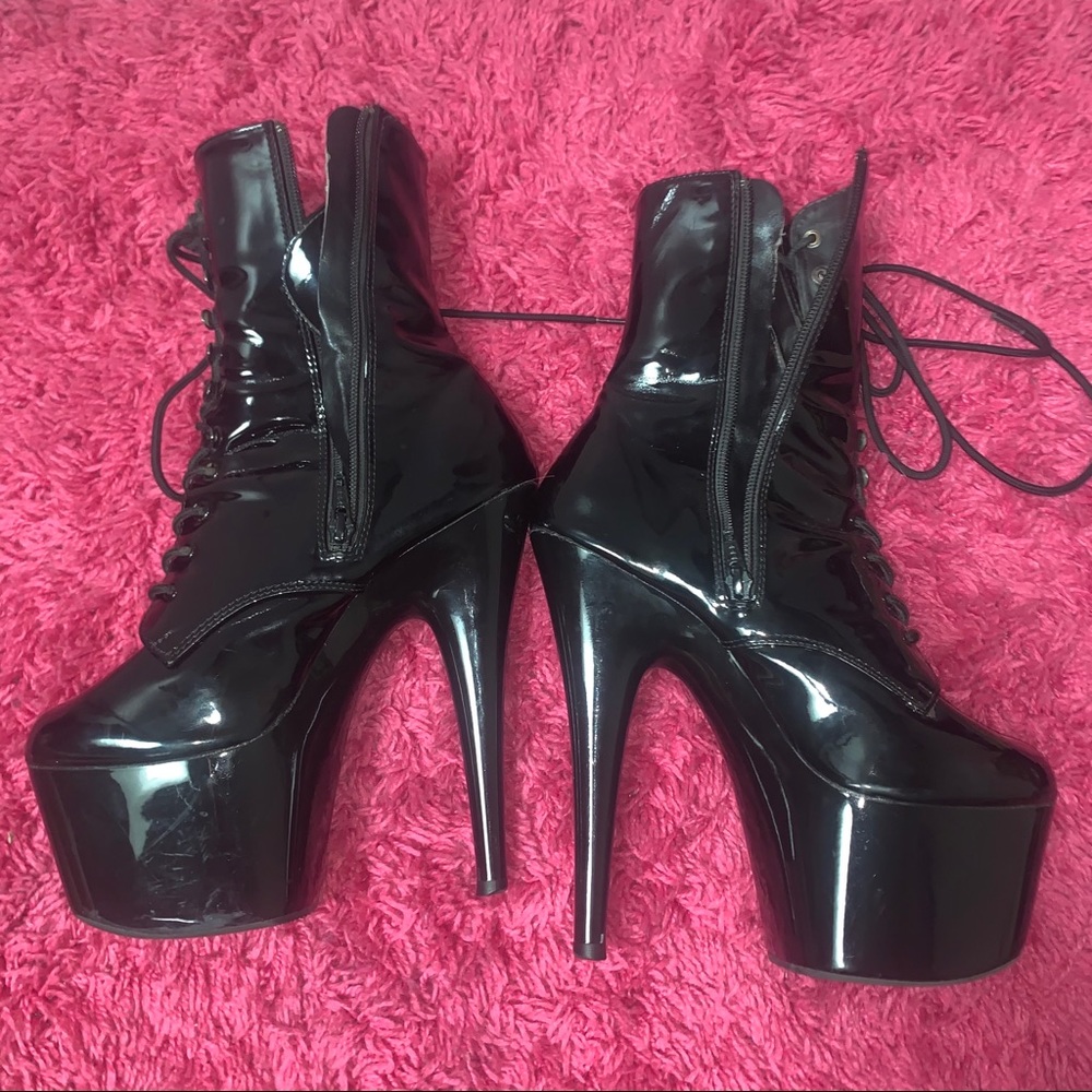 Used size 8 Pleasers - Picture 3 of 5